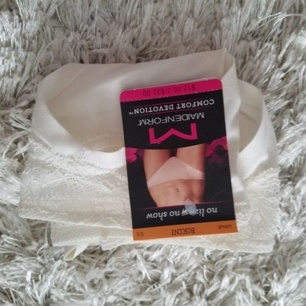 Maidenform deadstock silkies off white bikini panties No lines no show panty - Picture 10 of 16